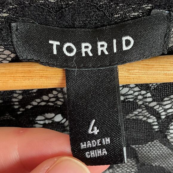 Torrid Black Lace Fit Flare Kimono Cover Up Size 4 - Picture 4 of 6